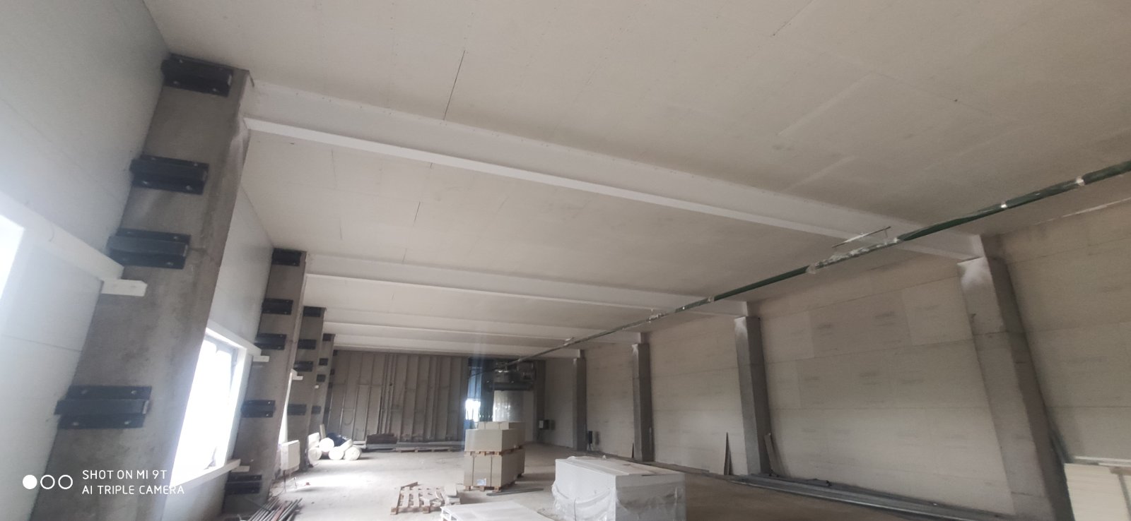 "Минский международный выставочный центр".